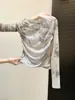 Blusa de malla con tinte tie-dye y protección solar de manga larga para mujer, top versátil de verano plisado ajustado A12989
