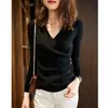 Ropa Nueva para Mujer 2025 Primavera y Verano Tops de Cuello en V Tejidos Asimétricos Camisetas de Manga Corta Europeas Ajustadas y de Moda