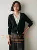Ele~Cardigã de Tricô de Cashmere para Bebê Estilo Francês para Mulheres, Jaqueta com Decote V de Design Único, Suéter de Duas Peças Color-Blocking de Nicho