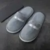 Pantuflas Desechables para Hoteles y Casas de Huéspedes, Artículos de Tocador Engrosados Antideslizantes, Tela Cepillada, Logo Personalizable