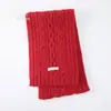[Processamento Personalizado] Cachecol Personalizado Tricô de Ponto Trançado Cor Sólida Mistura de Lã Cachecol Textura Versátil Quente em Estoque Atacado