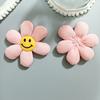 Lindo Rostro Sonriente de Tela Relleno de Algodón Flor de Seis Pétalos Accesorios de Ropa DIY Bolsas Muñeca de Dibujos Animados Accesorios de Joyería Decorativa