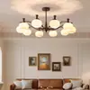 Lámpara de araña estilo francés, lámpara de araña estilo vintage para sala de estar, luz principal estilo retro americano para el recibidor, nuevo modelo 2026, lámpara de araña estilo chino nuevo para dormitorio