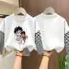 Camisa base de algodão com efeito de duas peças para meninos, novo modelo 2026, camiseta infantil de manga longa, estilo primavera e outono, blusa interna para crianças maiores