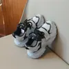 Zapatillas para Niñas 2024 Otoño Nuevo Estilo Zapatos Infantiles para Niños Suela Suave Ligera Zapatos de Papá Niños Medianos y Grandes Zapatos Casuales para Correr
