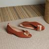 Sapatos Femininos de Couro Macio com Bico Quadrado, Fivela de Metal, Boca Rasa, Salto Baixo, Estilo Mary Jane, Modernos, Simples, Versáteis para o Dia a Dia, em Estoque