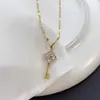 Colar Feminino Titânio Aço Retro Chave Ins Cobre Microincrustação Banho de Ouro Real Elegante Pingente Franja Corrente Clavícula Corrente de Lã