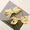 Laço de Tecido Fofo na Cor Creme DIY Laço Doce para Cabelo Grampo Acessório de Cabelo Flor para Sapato Acessório de Roupa para a Vizinha