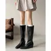 Primeiro Encontro: Botas Longas Aumentadoras de Altura para Mulheres Petite, Nova Coleção Outono 2026, Botas de Equitação Quadradas Emagrecedoras, Botas Versáteis de Cano Reto