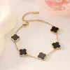 Elegante Pulseira de Aço Titânio Ol Banhada a Ouro 18K Trevo de Quatro Folhas Madrepérola, Joia Feminina que Não Desbota, Estoque Pronto de Fábrica para Atacado