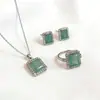Colar Quadrado Colorido em Aço Titânio Não Desbota para Mulheres, Design de Nicho de Luxo Leve, Brincos e Anéis de Temperamento de Moda de Alta Qualidade