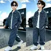 Traje de Mezclilla GB para Niños de Primavera y Otoño Estilo Coreano Infantil Moderno Genial Transfronterizo Comercio Exterior Conjunto de Dos Piezas Venta al por Mayor para Niños Mayores
