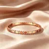 Pulsera con Incrustaciones de Pedrería Hexagonal de Panal, Lujo Ligero, Versátil, Acero de Titanio, Resistente al Desgaste, Pulsera de Muñeca de Nicho de Gama Alta, Joyería de Mano para Viajes Diario para Mujeres