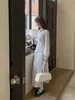 [Oufan] Vestido Floral de Atmósfera Romántica para Mujer, Nuevo Estilo Otoño, Cintura con Cordón, Vestido Largo de Cuello en V 2056