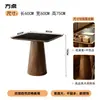 Juego de mesa y sillas para restaurante estilo coreano, con un diseño rústico y natural, adecuado para restaurantes de cocina fusión, restaurantes japoneses y establecimientos de comida casual; sillas de hierro forjado