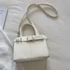 Bolso de axila de tendencia retro para mujer 2026 Otoño Nueva Moda Transfronterizo Pequeño Cuadrado Bolso de Hombro Único Elegante de Nicho para Mujer