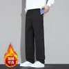 Bestseller de Douyin Pantalones Casuales para Hombre Otoño/Invierno Felpa Plus Nuevo Estilo Pierna Recta Suelta Pantalones Ligeros de Negocios para Hombre Ropa para Hombre Venta al por Mayor