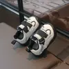 Calçados casuais de camurça com fecho de velcro para bebês meninos, novo estilo primavera/outono, calçados casuais leves antiderrapantes para bebês meninas, sapatos de um só para bebês e crianças pequenas
