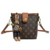Bolso Cubo Clásico con Monograma de Alta Gama Transfronterizo para Mujer, Bolso de Mano de Lujo Ligero de Nicho, Bolso Cruzado Elegante para Oficinistas