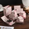 Caixa de Joias com Fecho Magnético e Tampa Flip-top Estampa Tie-dye Rosa Caixa de Papel Caixa para Anel Colar Caixa de Presente Caixa de Embalagem para Joias