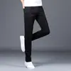 Pantalones casuales de alta gama para hombre 2026 nuevo modelo, pantalones rectos de color caqui ajustados para hombre, nueva colección de otoño