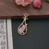 Broche de Pipa con Flor de Ciruelo Esmaltada Retro Accesorios Pasador Pasador Material Accesorios Aretes Hechos a Mano Aretes Joyería