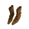 Botas curtas retrô com saltos grossos, estilo francês 2026, botas femininas de bico quadrado emagrecedoras, novo estilo outonal western