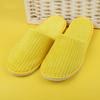 Pantuflas Desechables de Hotel, Salón de Belleza, Hospitalidad en el Hogar, Terciopelo Coral Antideslizantes al por Mayor, 6 mm de Grosor para Uso en Interiores