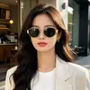 Transfronterizos Nuevo Arco del Triunfo Oval Metal Marco Pequeño Gafas de Sol para Mujer Moda de Alta Gama Fotografía Callejera Gafas de Sol Gafas de Sol
