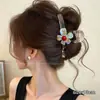 Elegante pinza de garra retro versátil, pinza de tiburón floral de lujo ligero primavera/verano, nuevo accesorio para el cabello de pinza de garra dulce y simple 2026