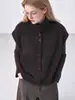 Colete Tricot de Gola Alta de Botão Único Colete Feminino 2026 Novo Outono Inverno Peça de Sobrepor Colete Espesso Sem Mangas Jaqueta