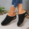 Chinelos de Plataforma Grossa de Tamanho Grande para Travessia de Fronteira para Mulheres 2026 Novo Estilo Primavera e Verão Slip-On Bico Fechado Meio Chinelo Casual Atacado
