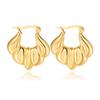 Personalizado folhas da moda listrado dourado brilhante brincos de aço inoxidável design criativo W-shaped claw bag brincos de anel para mulheres