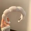 Faixa de Cabelo Fofa para Lavar o Rosto para Mulheres 2024 Nova Headwear de Desenho Animado Faixa de Cabelo Faixa de Cabelo Grampo de Cabelo de Pelúcia Presente Venda por Atacado