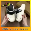 Mules cerrados con decoración de estrellas negras para mujer, zapatos slip-on de suela gruesa con un toque de alta gama, nuevo modelo verano 2026