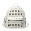 2026 Nova Moda Mochila para o Dia a Dia Feminina Estilo Coreano Ins Retro Rebite Mochila Pequena de Viagem para Meninas Sensação de Alto Padrão