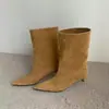 Novas Botas de Cano Médio Bico Fino Retro 2025 para Mulheres, Botas de Cano Largo Fosco, Botas Western Cowboy Versáteis, Botas Curtas para Mulheres