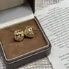 Brincos de Bola Vazados Tecidos Personalizados, Simples, Elegantes, Luxo Leve, High-End, Modernos e Versáteis, Brincos de Design de Nicho