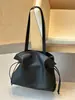 Bolsa tote de couro bovino genuíno de camada superior para mulheres, bolsa de ombro e transversal de grande capacidade para o dia a dia, bolsa tipo balde versátil de uso duplo