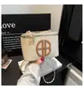 Bolsa Caixa Moda com Estampa de Letras para Mulheres, Novo Estilo, Versão Coreana Personalizada, Bolsa Transversal Casual Tendência e Versátil