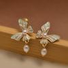 Pendientes de perlas de mariposa de colores sin perforaciones, diseño de nicho Mori, con clip para la oreja con espiral antimosquitos, populares para mujeres