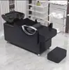 Fabricante directo de camas de lavado de cabello semi-reclinables para salones y barberías, camas de champú con lavabo de cerámica y reposapiés, sillas de champú para belleza