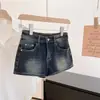 Jeans finos de verano para mujer 2026 nuevo estilo retro americano pantalones cortos ajustados de pierna recta pantalones ajustados shorts de chica hot modernos