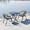 Mesa y Silla de Hierro Simple Moderna para Jardín de Ocio al Aire Libre con Silla de Ratán con Sombrilla Combinación Juego de Tres Piezas de Mesa de Café Pequeña para Patio Balcón