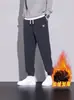 Pantalones casuales de pana para hombre, cálidos y forrados de polar para invierno, pantalones largos gruesos, pantalones deportivos de chándal de moda y versátiles