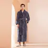 Bata Larga de Felpa Estilo Nuevo Invierno 2026 para Mujer, Talla Grande, Adecuada para Hoteles, Salones de Belleza, Ropa de Dormir Estilo Europeo y Americano Casual