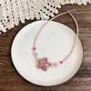 Pulseira de Pérola Estrela Cravejada de Diamantes Coloridos, Corrente de Clavícula Fashion de Luxo Leve e de Alta Qualidade, Conjunto de Joias de Nicho Inspirado em Design para Mulheres