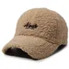 Gorra de Béisbol de Lana de Cordero Transfronteriza para Hombres y Mujeres, Cálida para Otoño e Invierno, Gorra de Pato Bordada, Moderna y Versátil, Gorro de Felpa para Exteriores, de Moda
