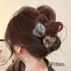 Pinza de Garra de Peluche Linda de Gama Alta Clip para el Cabello de Flor Nuevo Otoño Invierno 2026 Pinza Tiburón para el Cabello Estilo Coreano Pin