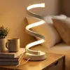 Lámpara de Mesa de Gama Alta Transfronteriza con Decoración en Forma de Serpiente, Lámpara Creativa para Dormitorio, Lámpara de Mesita de Noche con Alimentación USB, Lámpara de Mesa Pequeña de Gama Alta